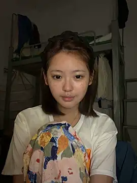 zhuzhu8023 online show from 04/12/26, 03:06