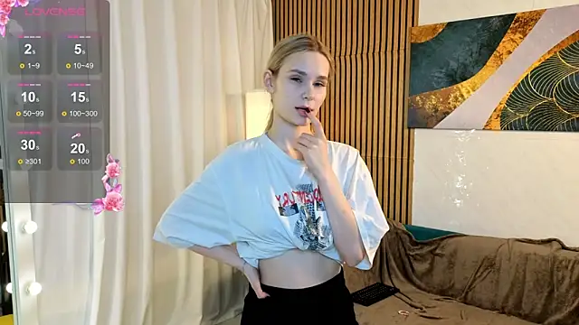 SugarNyaa online show from 04/05/26, 11:18