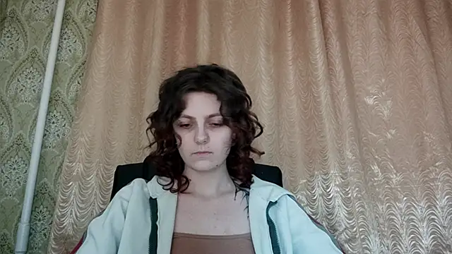 ShirleyNibbs online show from 04/18/26, 07:07