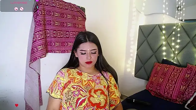 Snapshot of devika_kumar chatting on 06/05/26, 07:30 devika kumar online show from 06/05/26, 07:30