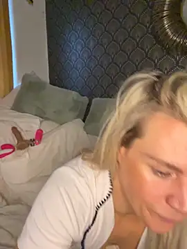 MazyBlue online show from 04/14/26, 06:14