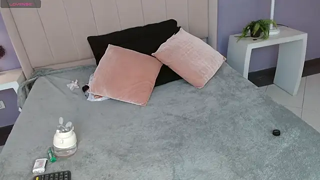 NoelleRuby online show from 04/13/26, 03:34