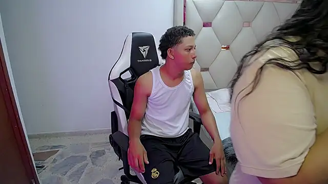 Exotic big  online show from 04/05/26, 03:26