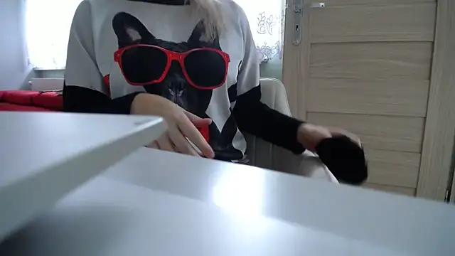 Sexi--Milf online show from 01/25/25, 01:30