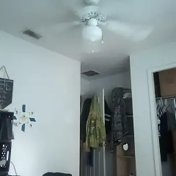 tainted95 online show from 04/15/26, 02:02