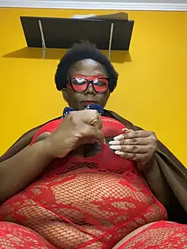 BoobsQueeen online show from 06/07/26, 01:21