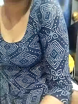 Pinky-hot11 online show from 04/02/26, 04:37