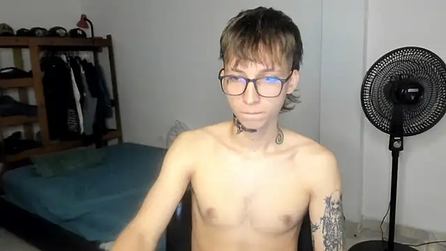 xam winn online show from 04/16/26, 07:03