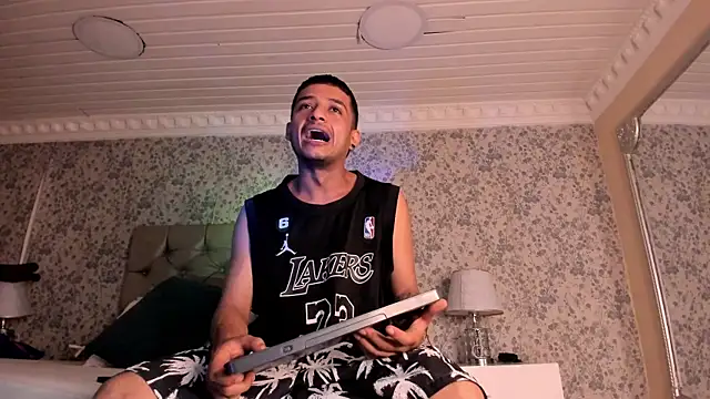 TurnerStar online show from 04/15/26, 12:34