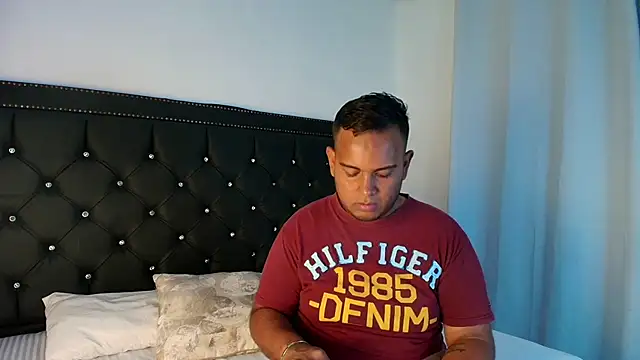 Jay Dusk online show from 04/05/26, 03:36