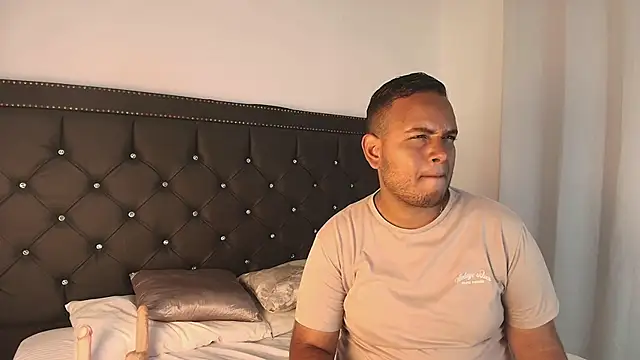 Jay Dusk online show from 04/06/26, 02:31