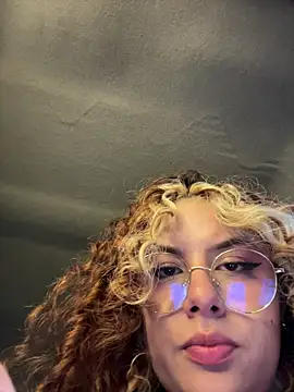 Amber-fire online show from 03/31/26, 10:21