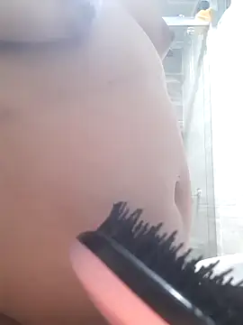 Snapshot of Amalianoir chatting on 04/02/26, 11:35 Amalianoir online show from 04/02/26, 11:35