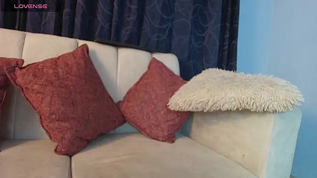 Ebonny Brownn online show from 04/09/26, 09:26