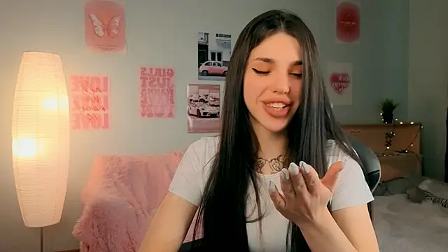 Snapshot of molly_rettyy chatting on 04/02/26, 04:21 molly rettyy online show from 04/02/26, 04:21