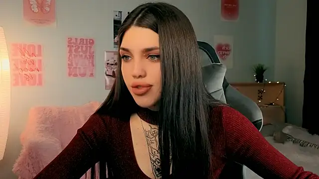 Snapshot of molly_rettyy chatting on 04/03/26, 04:32 molly rettyy online show from 04/03/26, 04:32