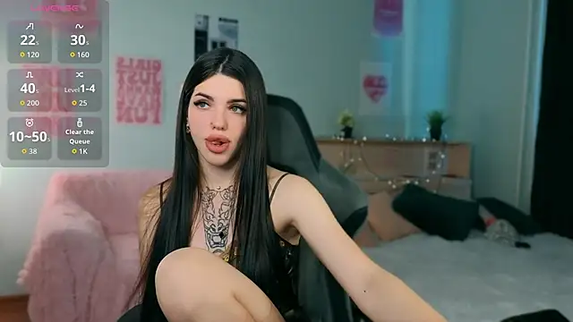 Snapshot of molly_rettyy chatting on 06/24/26, 04:00 molly rettyy online show from 06/24/26, 04:00