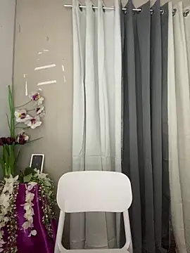  Flirtyprincess  online show from 04/10/26, 08:08