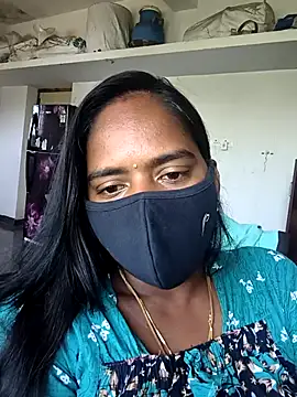 Snapshot of Tamil_Sangeetha chatting on 04/02/26, 06:22 Tamil Sangeetha online show from 04/02/26, 06:22