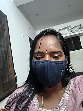 Snapshot of Tamil_Sangeetha chatting on 04/04/26, 08:28 Tamil Sangeetha online show from 04/04/26, 08:28