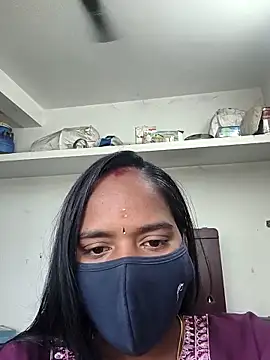 Snapshot of Tamil_Sangeetha chatting on 04/13/26, 07:14 Tamil Sangeetha online show from 04/13/26, 07:14