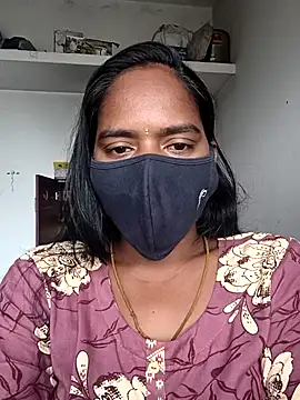 Snapshot of Tamil_Sangeetha chatting on 04/16/26, 03:18 Tamil Sangeetha online show from 04/16/26, 03:18