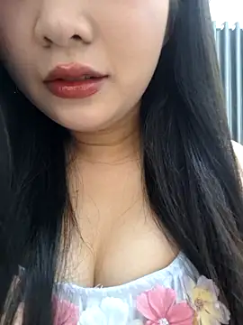 Snapshot of LindaBsexy chatting on 03/29/26, 04:18 LindaBsexy online show from 03/29/26, 04:18