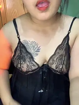 AngelaLuisaaTT online show from 04/13/26, 04:12