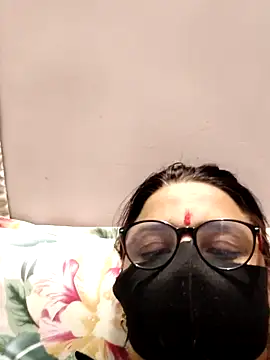 purvi46 online show from 04/28/26, 05:34