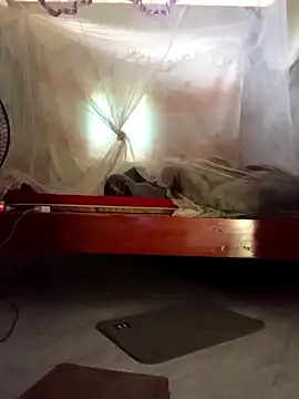 Snapshot of -Tipo- chatting on 04/16/26, 07:53 -Tipo- online show from 04/16/26, 07:53