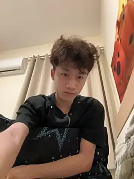 sexyboy-3525 online show from 04/02/26, 02:58