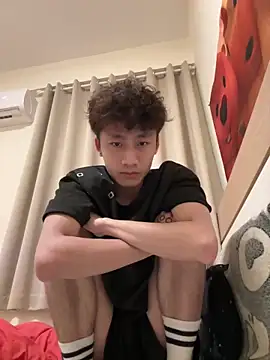 sexyboy-3525 online show from 04/08/26, 11:16