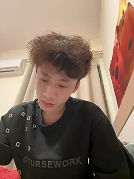 sexyboy-3525 online show from 04/11/26, 05:45