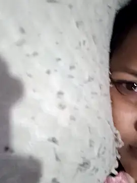 riyaa sexyy online show from 07/06/26, 05:15