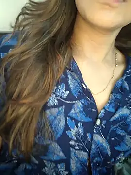 riyaa sexyy online show from 07/14/26, 03:18