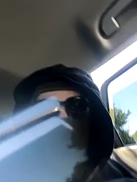 MassiveMask online show from 04/11/26, 01:37