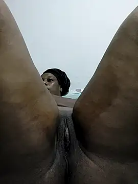 Dutches101 online show from 04/09/26, 02:00