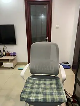 Snapshot of meimeibuguai chatting on 04/08/26, 12:38 meimeibuguai online show from 04/08/26, 12:38