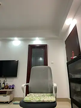 Snapshot of meimeibuguai chatting on 04/14/26, 12:55 meimeibuguai online show from 04/14/26, 12:55