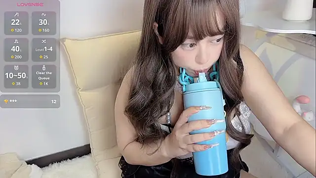 Snapshot of nicole-0329 chatting on 04/08/26, 05:46 nicole-0329 online show from 04/08/26, 05:46