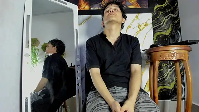 eros fangs online show from 04/15/26, 03:24