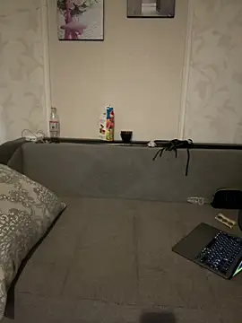 Z Milll online show from 05/21/26, 03:08