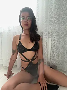 Snapshot of Z_Milll chatting on 07/19/26, 01:26 Z Milll online show from 07/19/26, 01:26