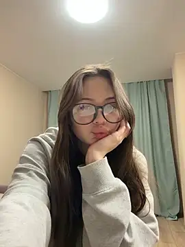 NIKAGPT online show from 04/13/26, 07:08