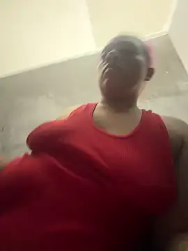 Snapshot of SHY_QUINN chatting on 04/09/26, 05:07 SHY QUINN online show from 04/09/26, 05:07