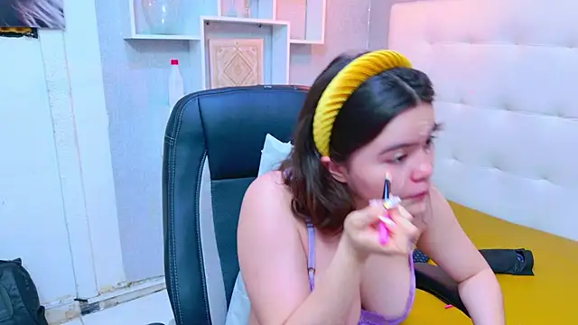 Alexa Missfortune online show from 07/18/26, 07:28