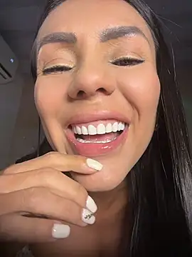 Snapshot of SofiParma chatting on 07/09/26, 10:47 SofiParma online show from 07/09/26, 10:47
