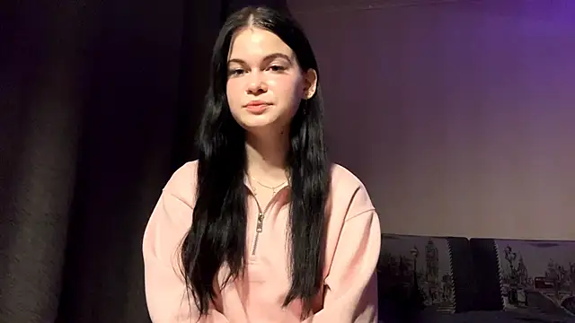 Snapshot of BellaLuxury chatting on 04/02/26, 03:53 BellaLuxury online show from 04/02/26, 03:53