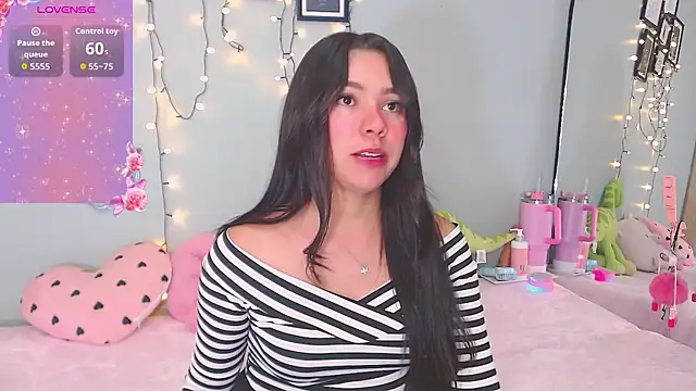 Snapshot of MissDulceRose chatting on 04/05/26, 01:14 MissDulceRose online show from 04/05/26, 01:14