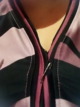 Snapshot of itz-liliroy chatting on 04/03/26, 12:36 itz-liliroy online show from 04/03/26, 12:36